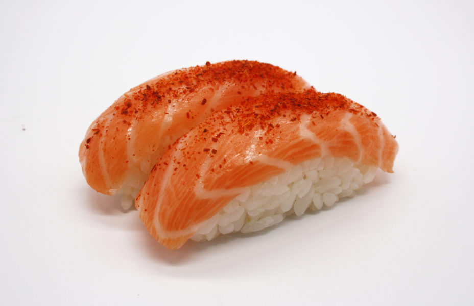 Sushis saumon épicé